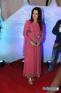 Ameesha Patel feet photo thumbnail