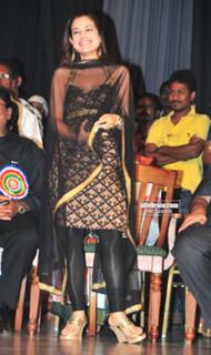 Ameesha Patel feet photo thumbnail
