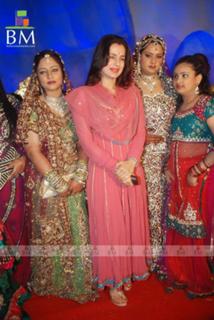 Ameesha Patel feet photo thumbnail