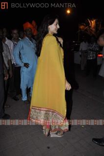 Ameesha Patel feet photo thumbnail