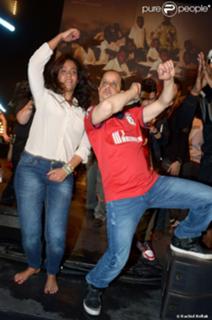 Amel Bent feet photo 12