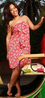 Amel Bent feet photo 8