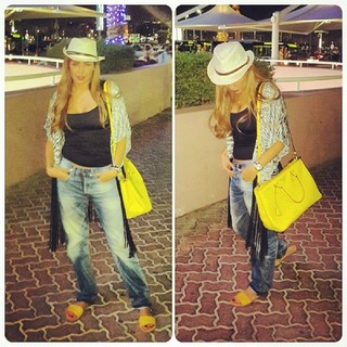 Amel Bouchoucha feet photo 10