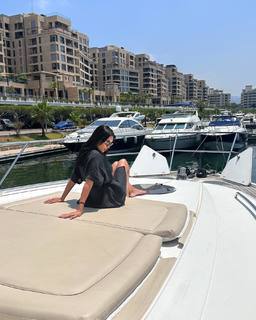Amel Bouchoucha feet photo 1