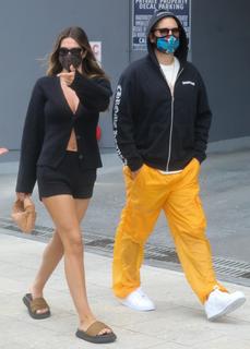 Amelia Hamlin feet photo 9