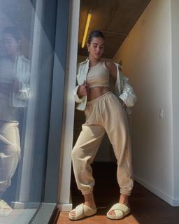 Amelia Hamlin feet photo 13