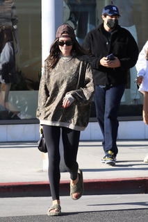 Amelia Hamlin feet photo 8