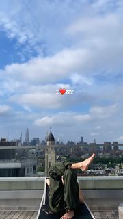 Amelia Hamlin feet photo 12