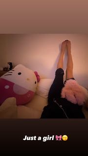 Amelia Hamlin feet photo 2