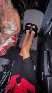 Amelia Hamlin feet photo 1