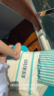 Amelia Hamlin feet photo 7