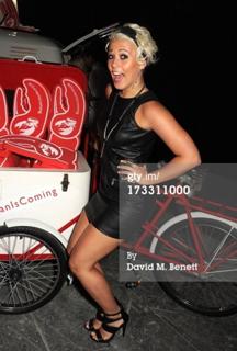 Amelia Lily feet photo 3
