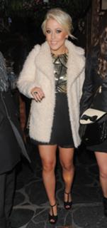 Amelia Lily feet photo 7