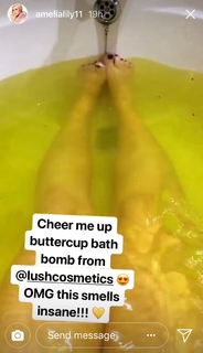 Amelia Lily feet photo 17