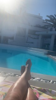 Amelia Lily feet photo 14