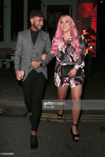 Amelia Lily feet photo 8