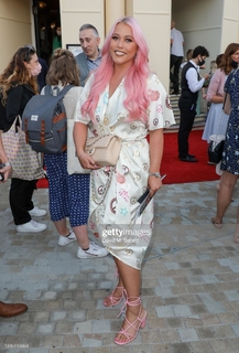 Amelia Lily feet photo 3