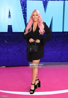 Amelia Lily feet photo 2