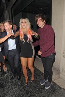 Amelia Lily feet photo 2
