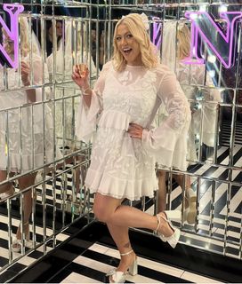 Amelia Lily feet photo 1
