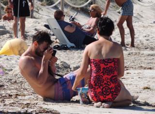 Amelia Warner feet photo 10