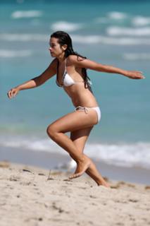 Amelia Warner feet photo 9
