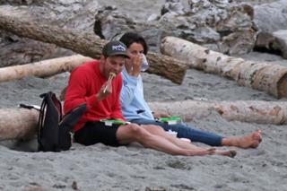 Amelia Warner feet photo 14