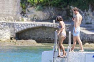 Amelia Warner feet photo 14