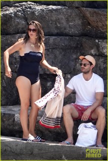 Amelia Warner feet photo 15