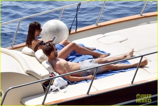 Amelia Warner feet photo 10