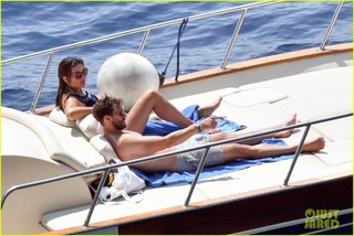 Amelia Warner feet photo 9