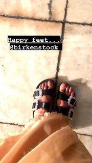Amelia Warner feet photo 13