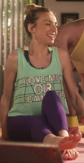 Amelie Etasse feet photo 4
