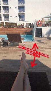 Amelie Lens feet photo 3