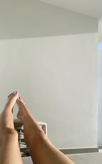 Amelie Lens feet photo 20