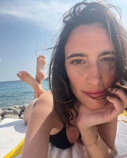 Amelie Lens feet photo 4
