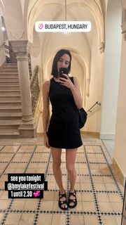 Amelie Lens feet photo 1