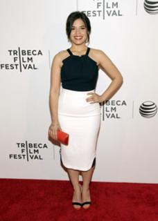 America Ferrera feet photo thumbnail