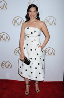 America Ferrera feet photo thumbnail