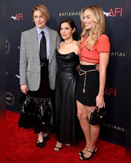 America Ferrera feet photo 9