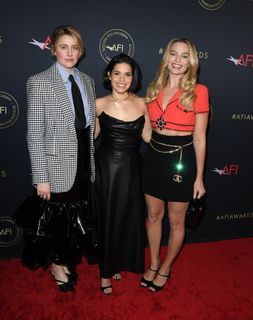 America Ferrera feet photo 5
