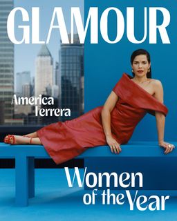 America Ferrera feet photo 4