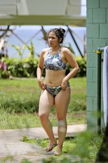 America Ferrera feet photo 2