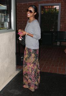 Amerie feet photo thumbnail