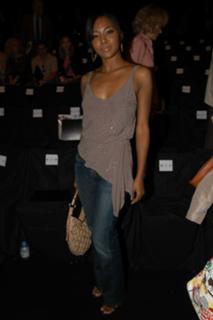 Amerie feet photo thumbnail