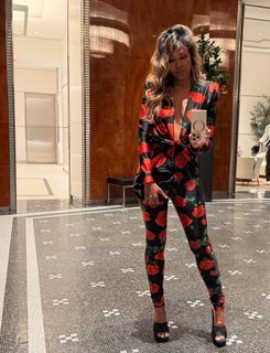 Amerie feet photo thumbnail