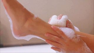 Ami Dolenz feet photo 1