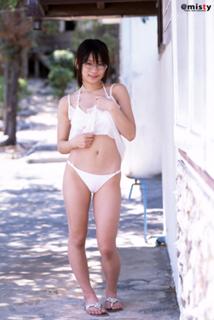Ami Tokitô feet photo 1