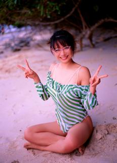 Ami Tokitô feet photo 11