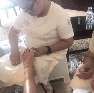 Amina Khalil feet photo thumbnail